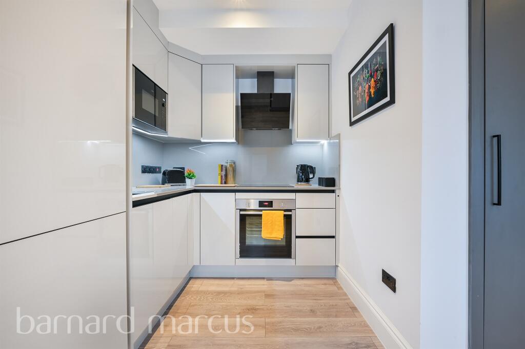 Additional property image - Elmhurst Avenue, Mitcham