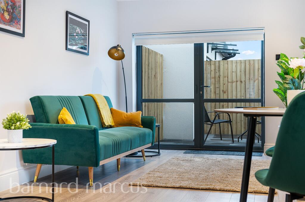 Additional property image - Elmhurst Avenue, Mitcham