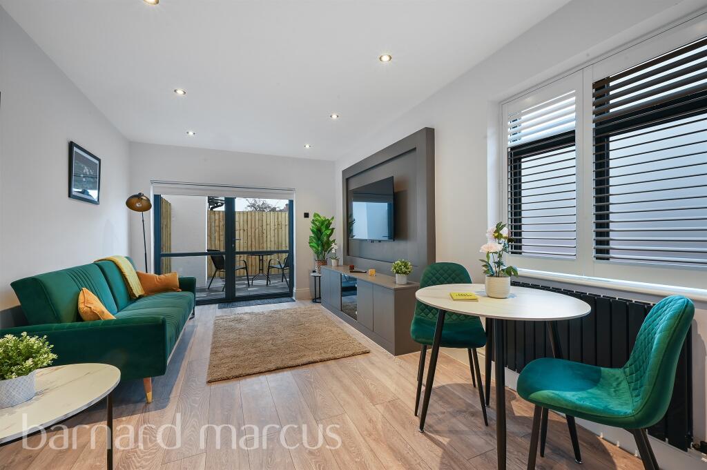 Additional property image - Elmhurst Avenue, Mitcham