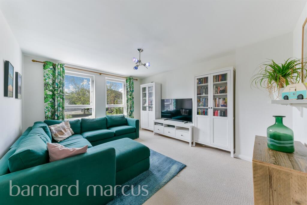 Main image of property: Singleton Close, London
