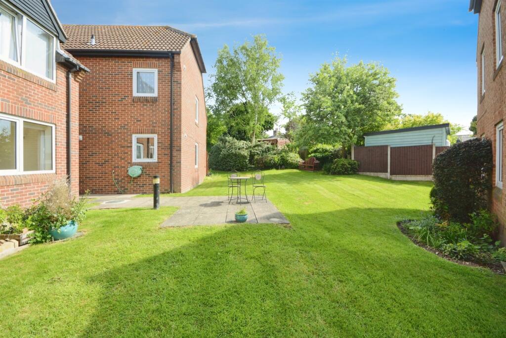 Additional property image - Robinsbridge Road, Coggeshall, Colchester