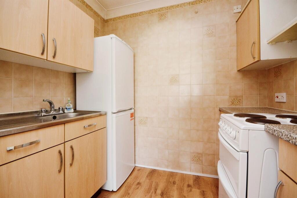 Additional property image - Robinsbridge Road, Coggeshall, Colchester