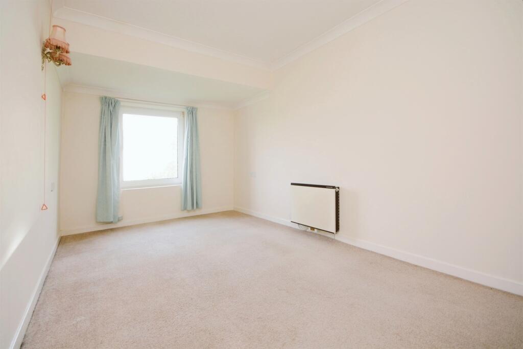 Additional property image - Robinsbridge Road, Coggeshall, Colchester