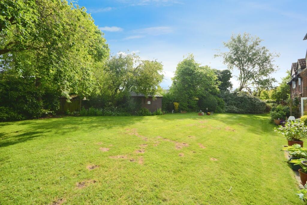 Additional property image - Robinsbridge Road, Coggeshall, Colchester