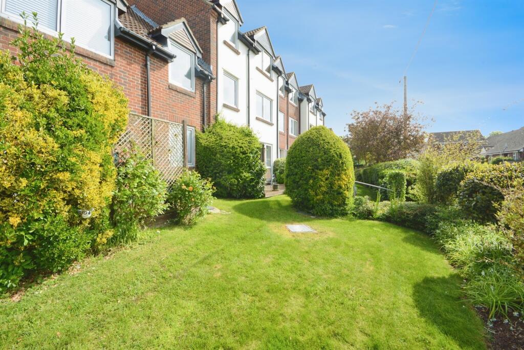 Additional property image - Robinsbridge Road, Coggeshall, Colchester
