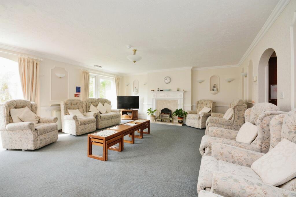 Additional property image - Robinsbridge Road, Coggeshall, Colchester