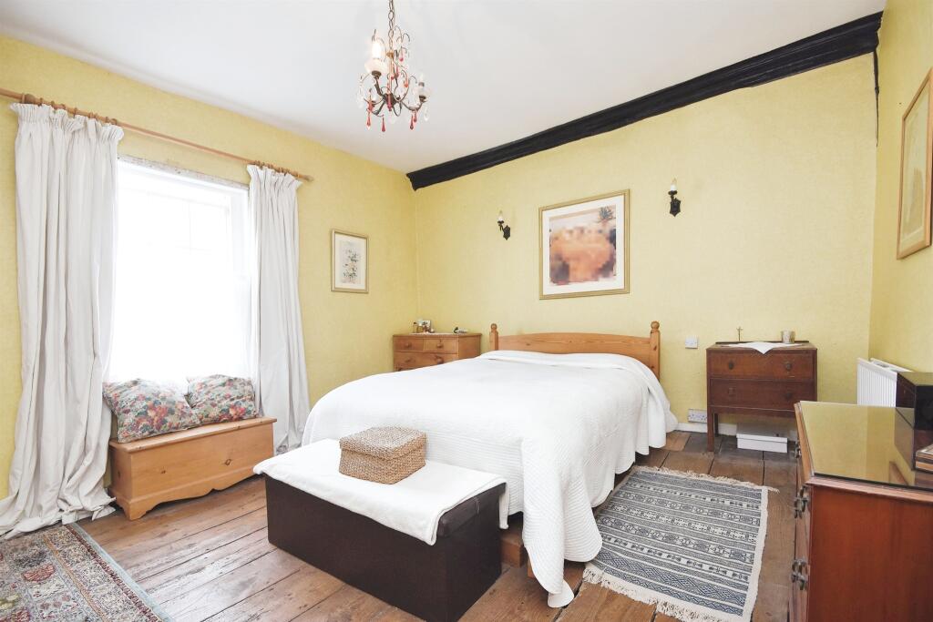 Additional property image - East Street, Coggeshall, Colchester