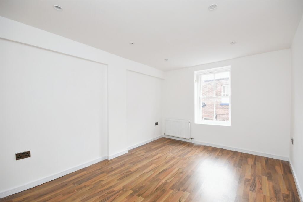 Additional property image - Church Street, Coggeshall, Colchester