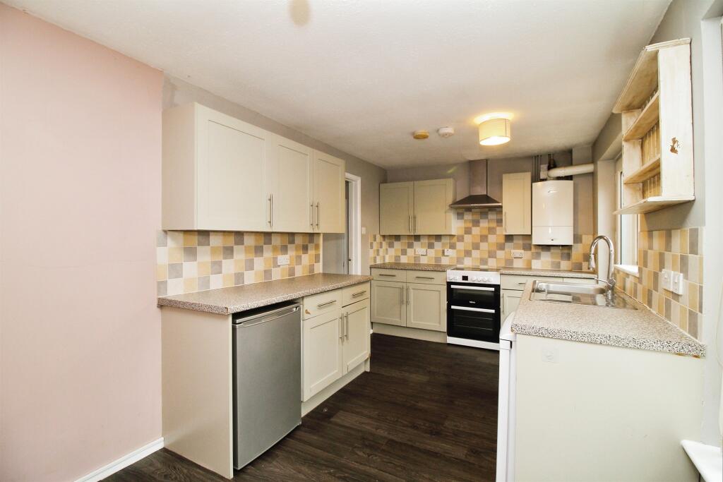 Additional property image - Honywood Close, Marks Tey, Colchester