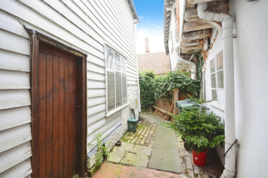 Additional property image - East Street, Coggeshall, Colchester