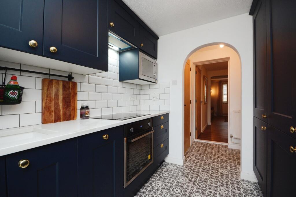 Additional property image - Tilkey Road, Coggeshall, Colchester