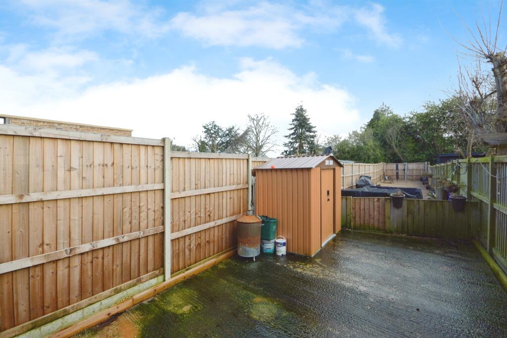 Additional property image - Grange Hill, Coggeshall, Colchester