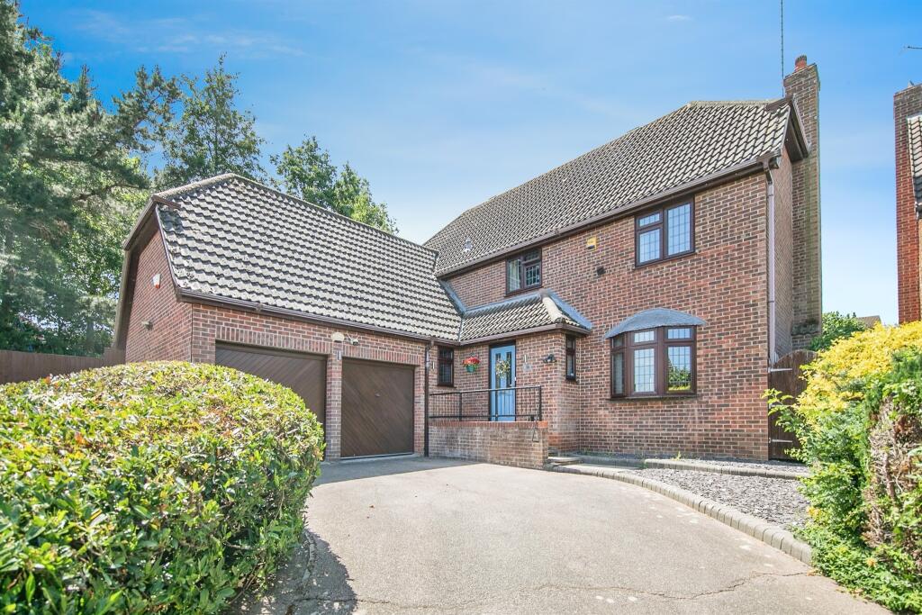 Main image of property: Goldcrest Close, Colchester