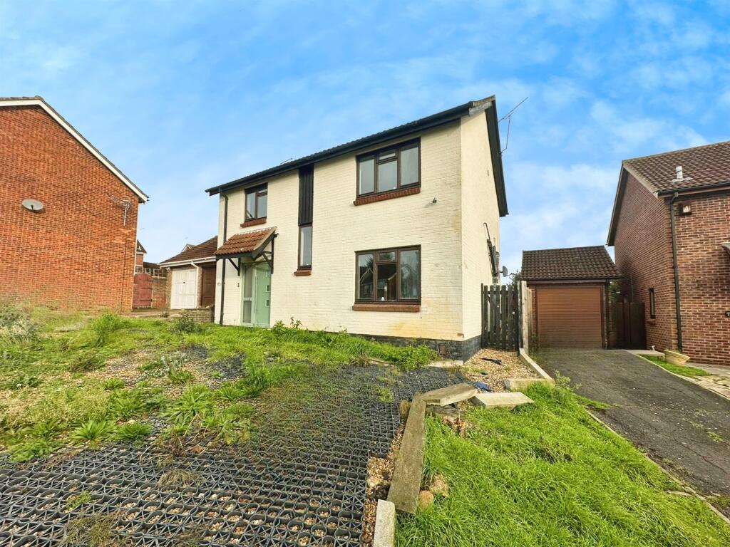 Main image of property: Egret Crescent, Colchester