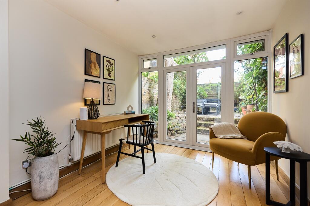 Main image of property: Holland Road, London