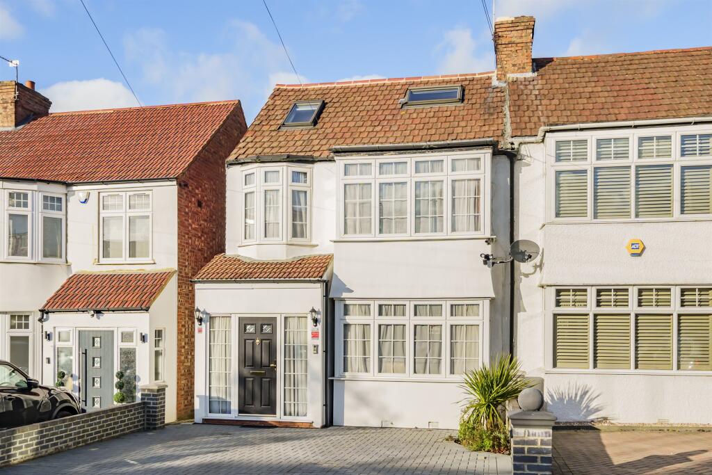 Main image of property: Windsor Drive, Barnet