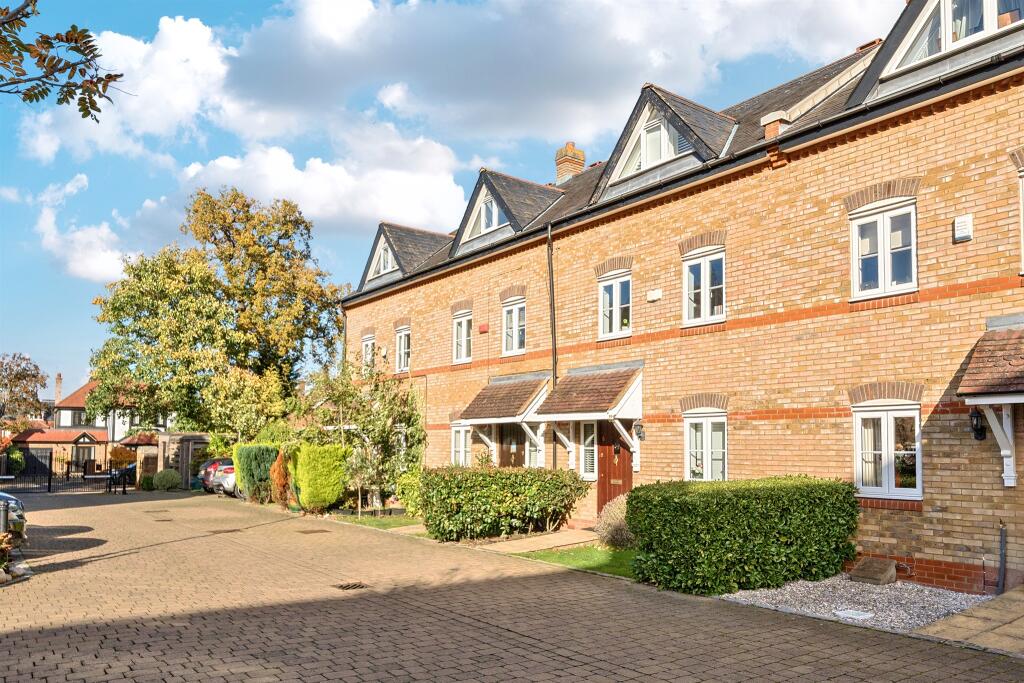 Main image of property: Sovereign Mews, Barnet