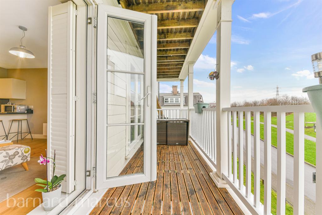 1 bedroom apartment for sale in Beaumont Drive, The Hamptons, Worcester