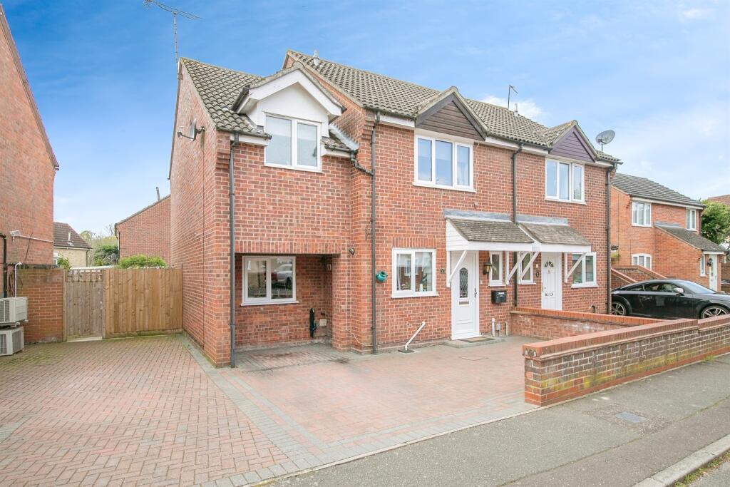 Main image of property: Sinnington End, Colchester