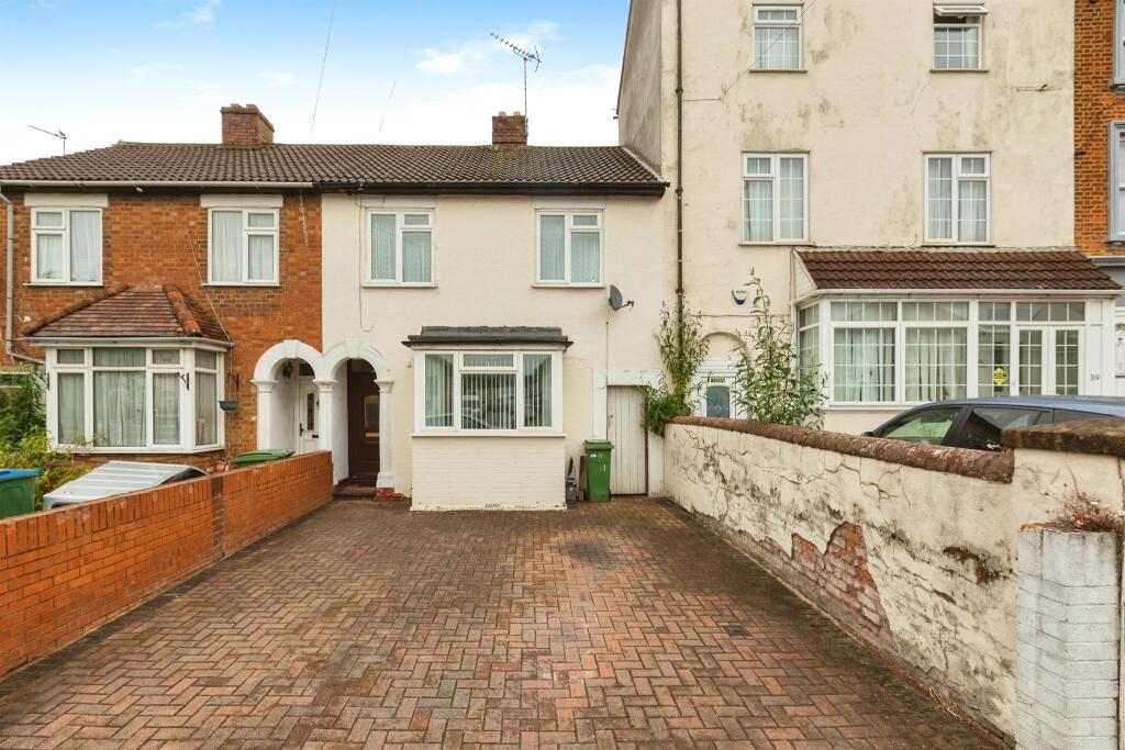 Main image of property: Bicester Road, Aylesbury