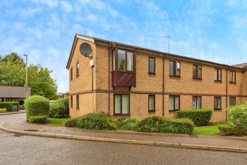 Main image of property: Poets Chase, Aylesbury