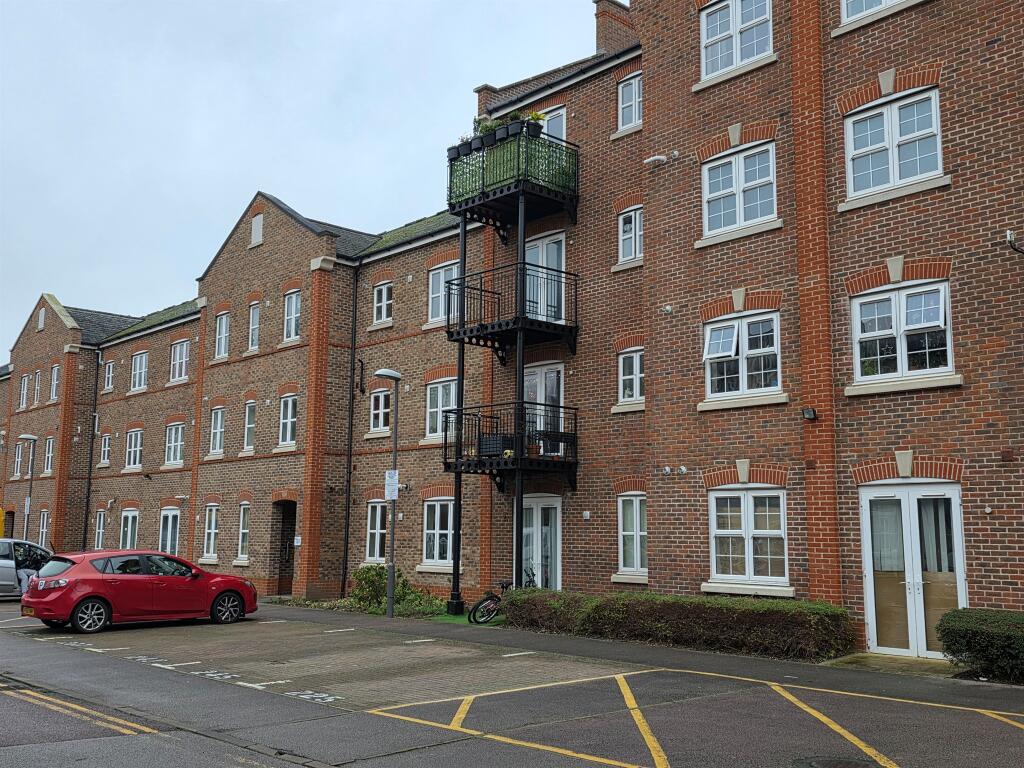 Main image of property: Coxhill Way, Aylesbury