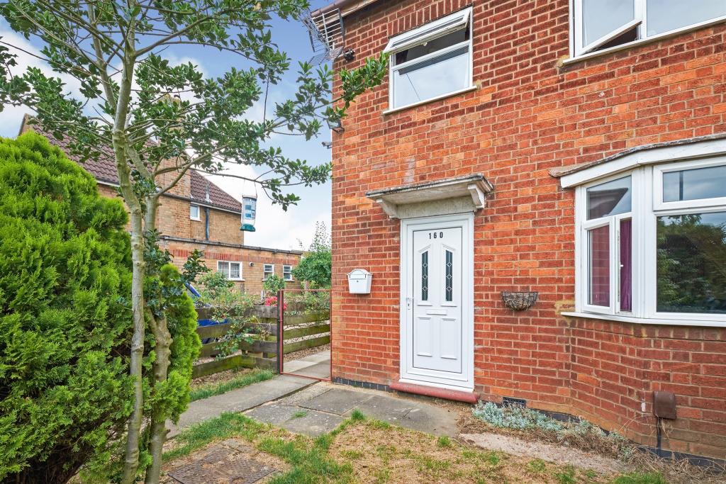 3 bedroom semidetached house for sale in Rowlett Road, Corby, NN17