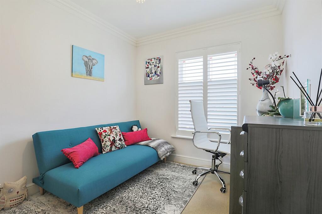 2 bedroom apartment for sale in Overstrand Road, Cromer, NR27