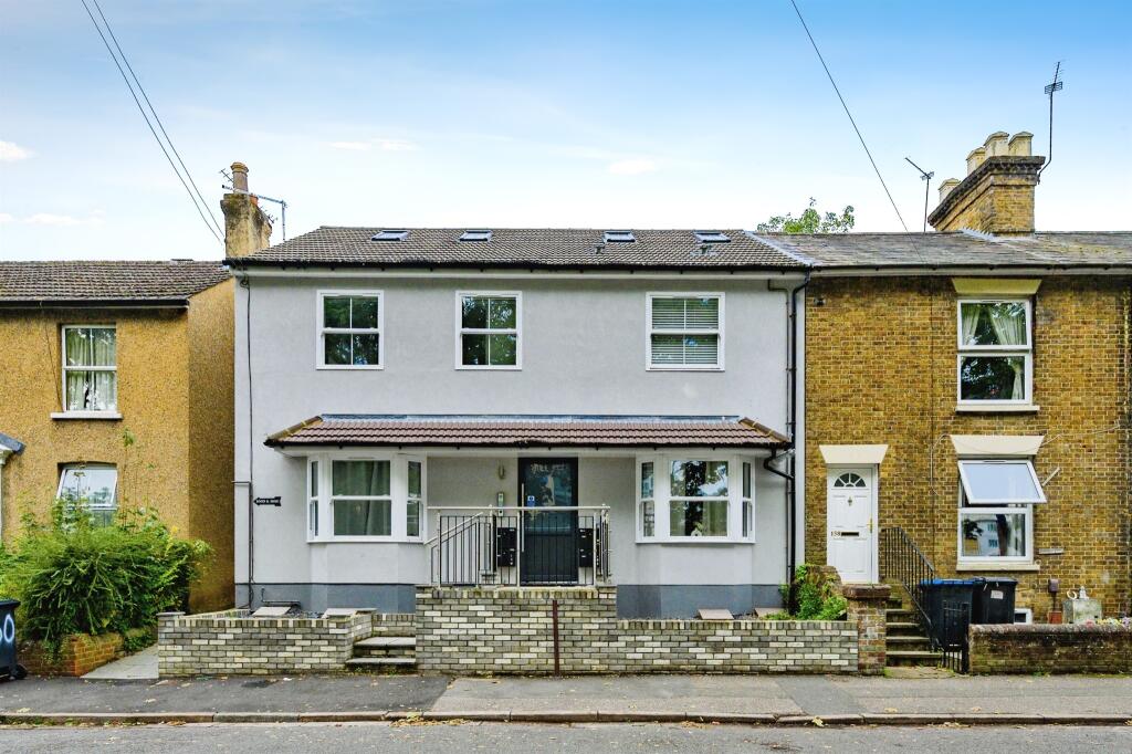 Main image of property: Cotterells, Hemel Hempstead