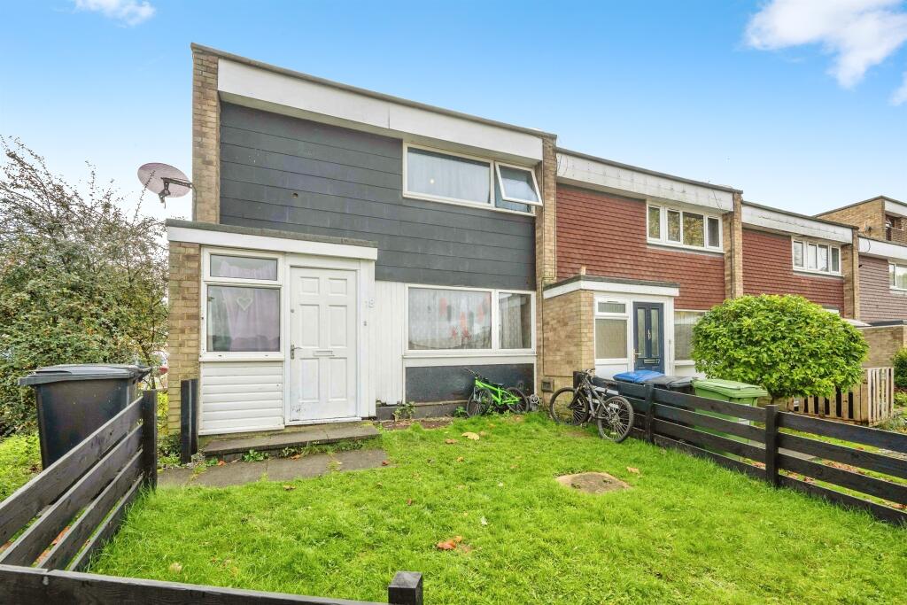 Main image of property: Lonsdale, Hemel Hempstead
