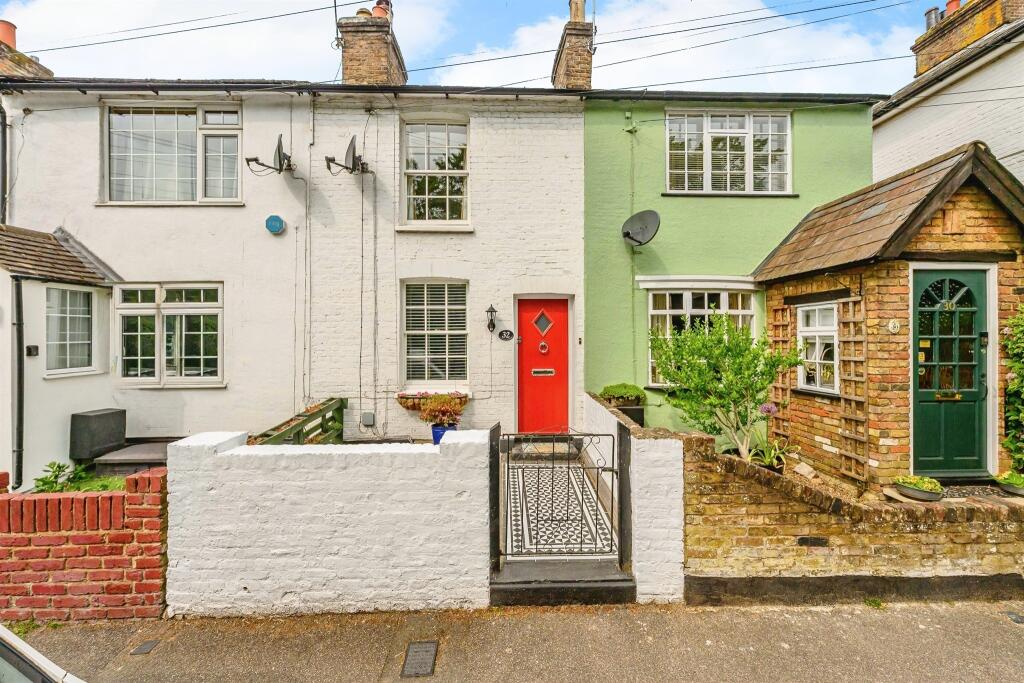 Main image of property: Cotterells, Hemel Hempstead