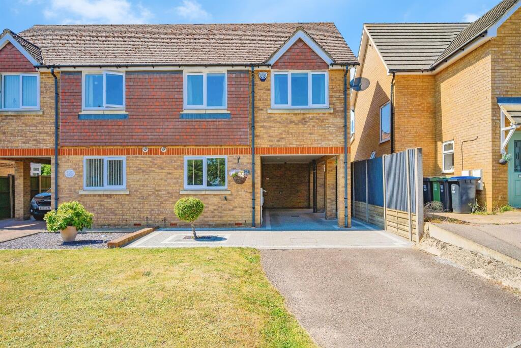 Main image of property: Ivory Court, Hemel Hempstead