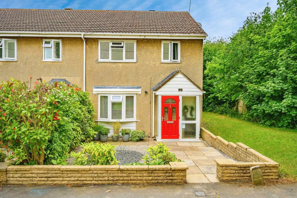 Main image of property: Yeomans Ride, Hemel Hempstead