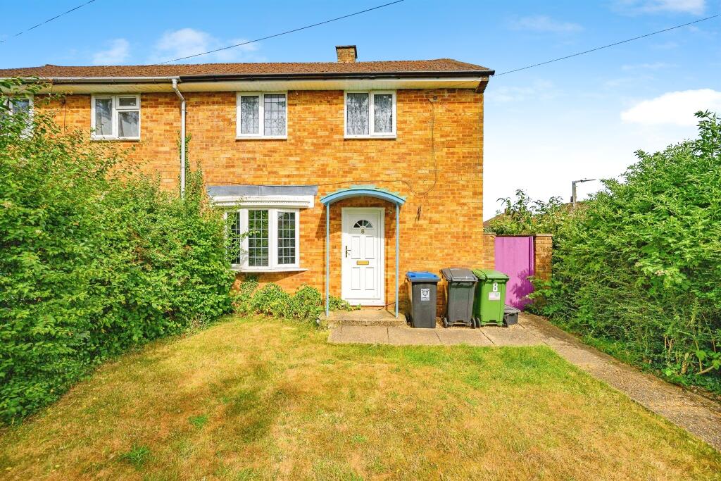 3 bedroom semi-detached house