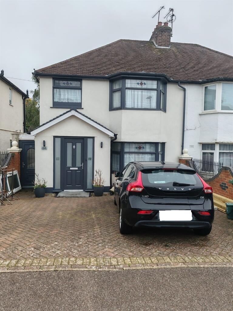 Main image of property: Deaconsfield Road, Hemel Hempstead