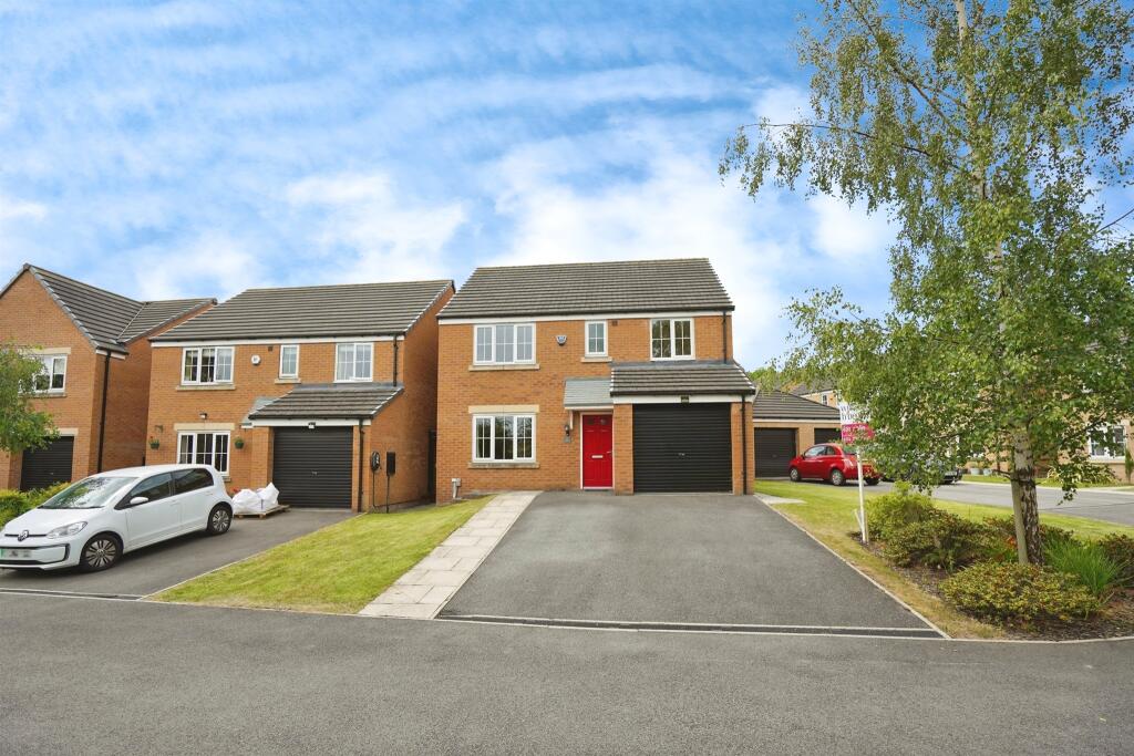 Main image of property: Aspen View, Whinmoor, Leeds