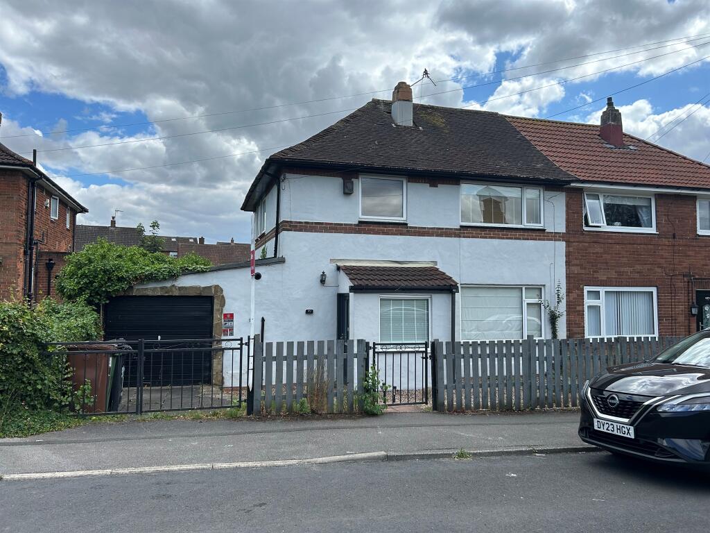 Main image of property: Rosgill Drive, LEEDS