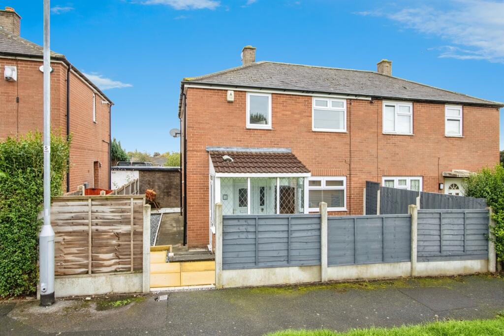 Main image of property: Hansby Avenue, Leeds