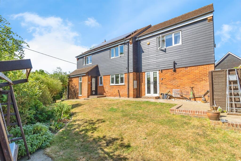 Main image of property: Silver Street, Cublington, Leighton Buzzard
