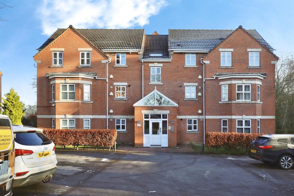 2 bedroom apartment for sale in Pickard Drive, Richmond, SHEFFIELD, S13