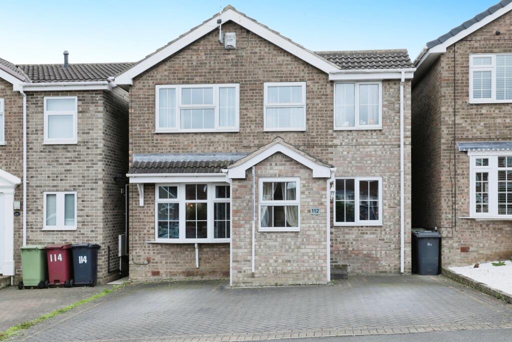 5 bedroom detached house for sale in Ravencar Road, Eckington