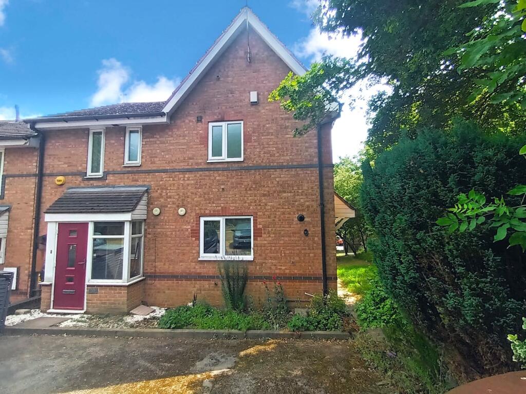 Main image of property: Middle Ox Gardens, Halfway, Sheffield