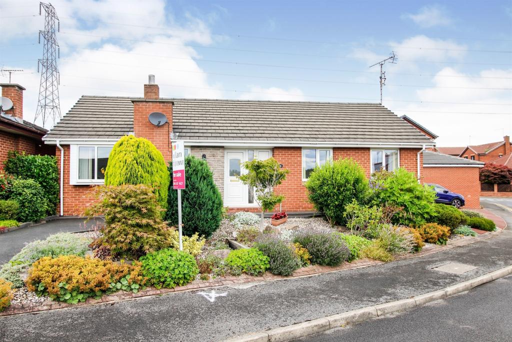 3 bedroom detached bungalow for sale in Lundwood Drive, Owlthorpe