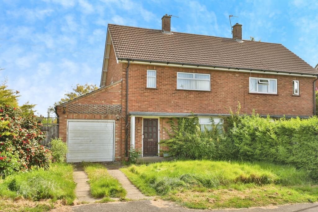 2 bedroom semidetached house for sale in Sandy Lane, Dereham, NR19