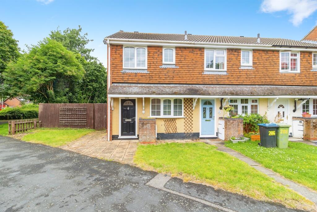 Main image of property: Westbury Lane, Newport Pagnell