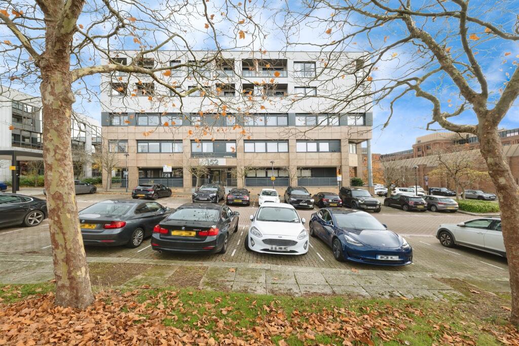 Main image of property: Silbury Boulevard, Milton Keynes