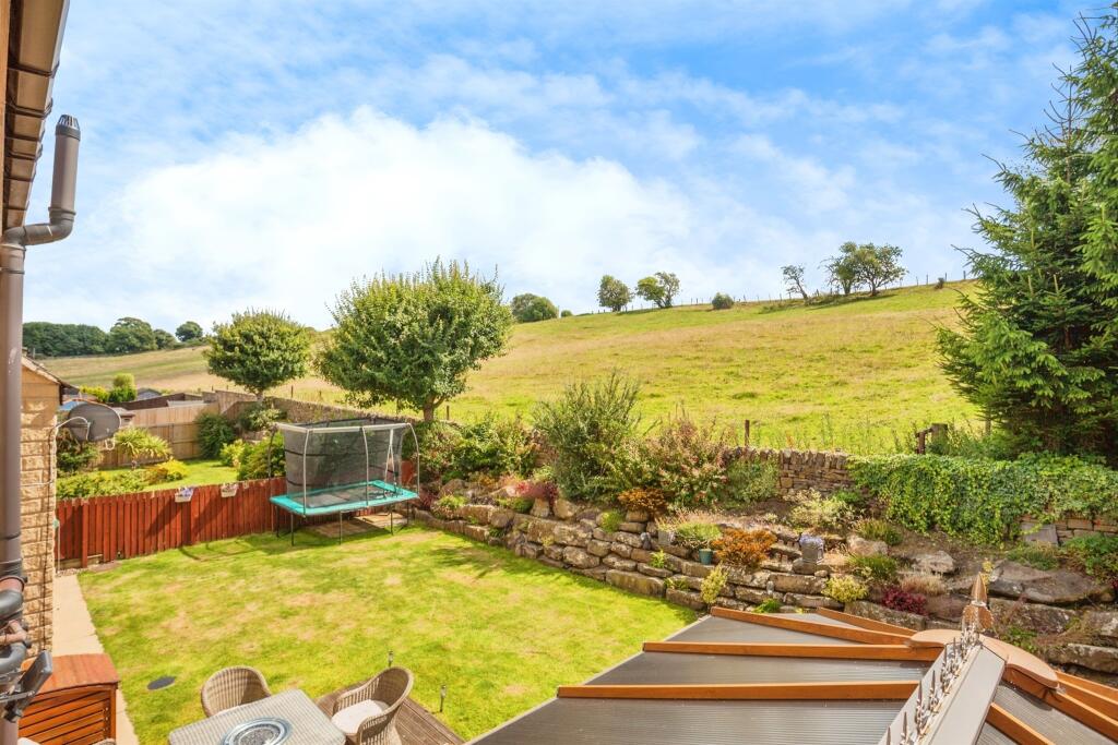 Additional property image - Popeley Rise, Gomersal, Cleckheaton