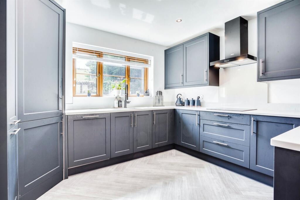 Additional property image - Popeley Rise, Gomersal, Cleckheaton