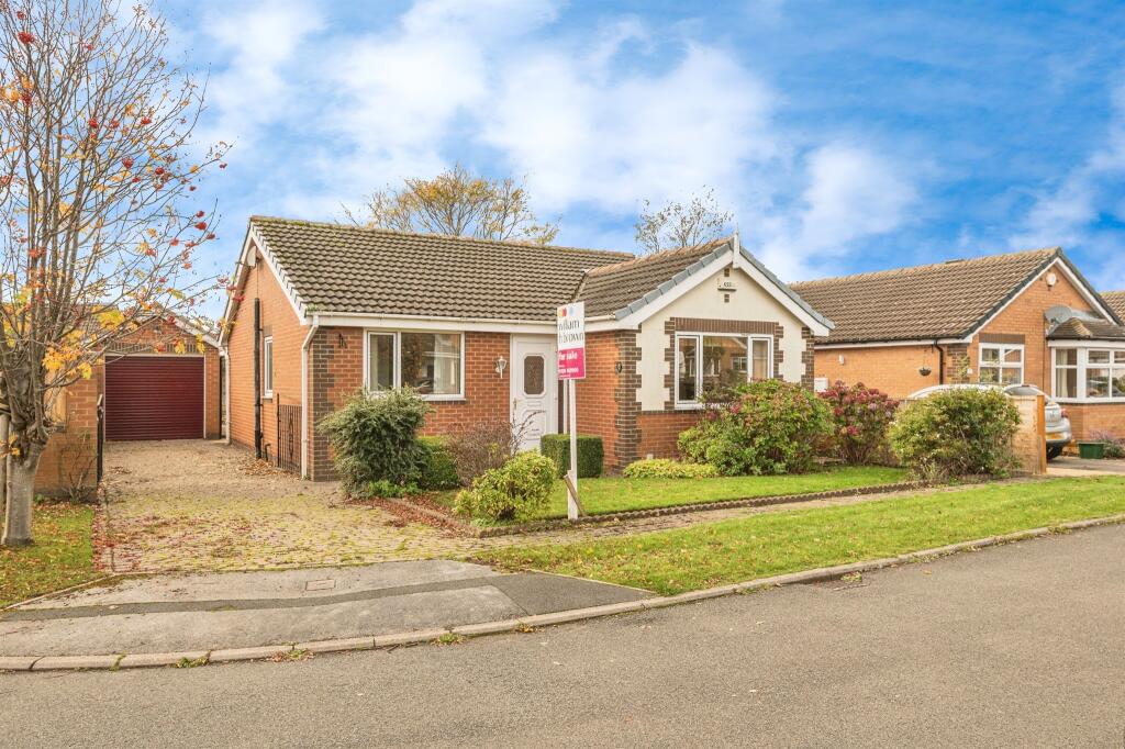 Main image of property: Moor Park Lane, Dewsbury