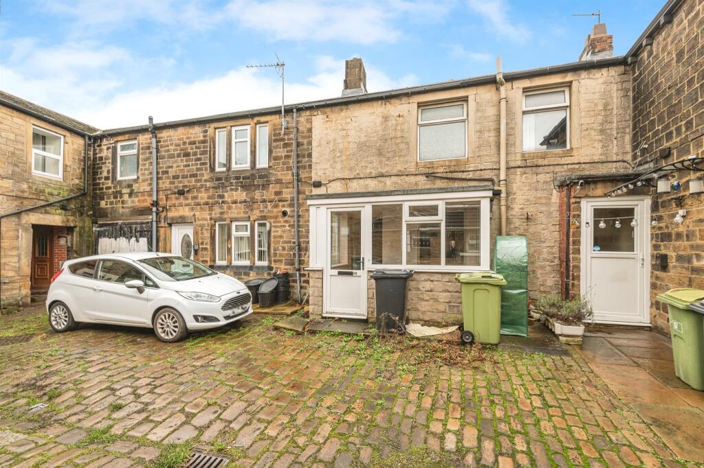 Main image of property: Halifax Road, Staincliffe, Dewsbury